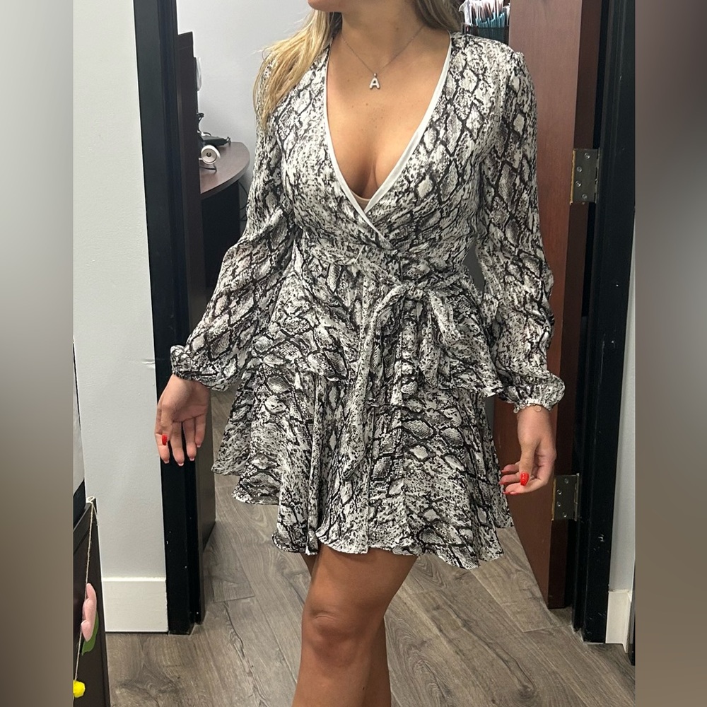 Do + Be Snake Python Print Summer Tiered Ruffle H… - image 5